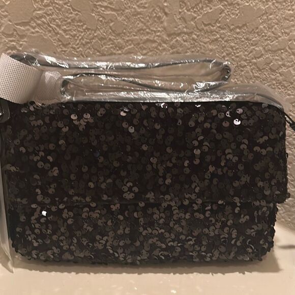Nicole Miller Handbags - Nicole Miller Black Sequin Shoulder Bag Sparkle Going Out Club Cocktail Glam NWT